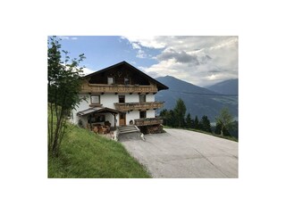 Zillertal-Fuegen-Appartement-Huber-Haus-Sommer