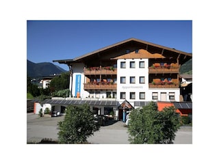 Opbacher-Haus-Sommer