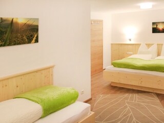 Dreibettzimmer 02/3