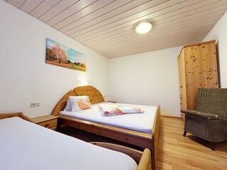 Dreibettzimmer