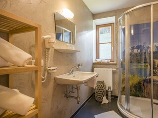 Bockstecken_Hart_Appartement_2_OG_Badezimmer