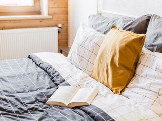 Hauptschlafzimmer mit Doppelbett