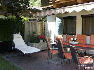 Schöner gr. Garten mit Sonnenterasse