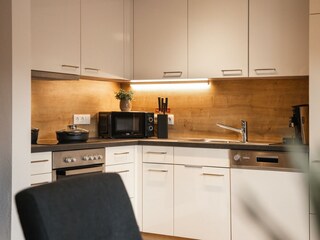 Moderne Küche voll Ausgestattet