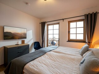 1. Schlafzimmer mit Doppelbett