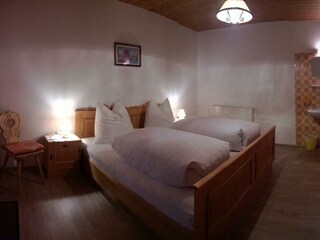 Ferienwohnung Koller Stumm Zillertal Schlafzimmer4