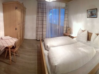 Ferienwohnung Koller Stumm Zillertal Schlafzimmer3