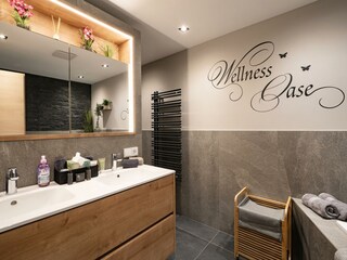 Appartement_Krismer_Hilebrandweg_28_Fuegen_Badezim