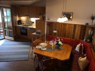 Landhaus Widner-Hart-Zillertalblick-Wohnküche