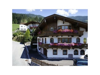 Haus im Sommer