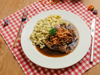 Zwiebelrostbraten (3)