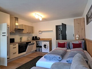 Wohnküche mit Schlafplatz