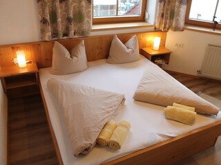 Schlafzimmer 2  Top 1