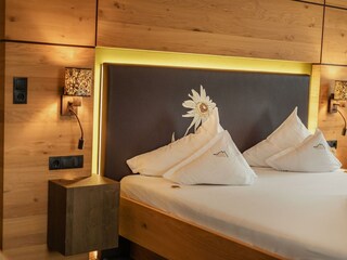 306 Detail (ARNIKA) (4)