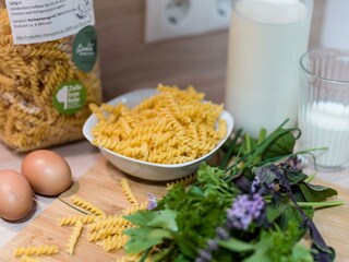 Landhaus_Gartner_Dorfstrasse_90_Uderns_Kueche_Deta