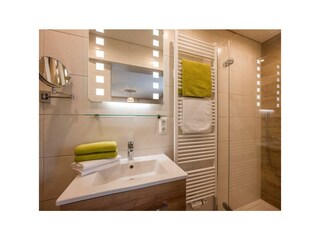 Apartment_Floerl_Landstrasse_17_Ried_Zimmer_7_Bade