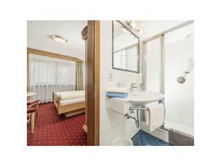 Dusche WC Doppelzimmer