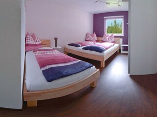 Apart-Hanna-Aschau-im-Zillertal-Schlafzimmer1