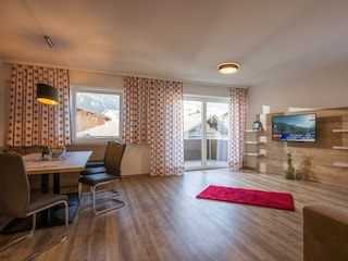 Alp_Tirol_Apartments_Dorfplatz_3_Kaltenbach_App_Al