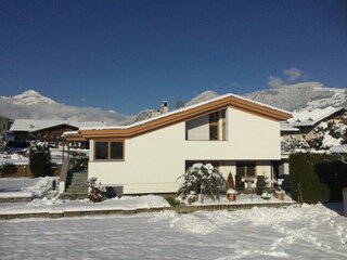 6F2A31D3-9F25-4042-BEC8-E9DBC516CFDC