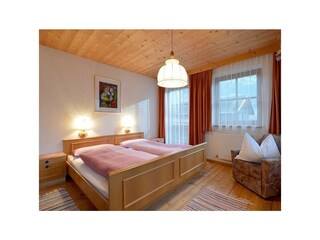 Schlafzimmer mit Balkon