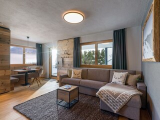 Vans_Place_Aeussere_Embergstrasse_16_Kaltenbach_01