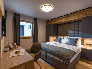 Vans_place_Aeussere_Embergstrasse_16_Kaltenbach_Sc