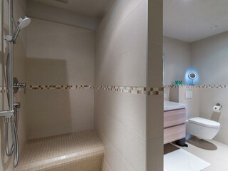 Vans_place_Aeussere_Embergstrasse_16_Kaltenbach_Ba