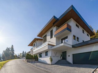 Vans_place_Aeussere_Embergstrasse_16_Kaltenbach_Ha