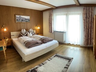 6613A03B-86C3-42EF-8F56-4F7360432E09