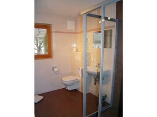 Dusche/WC im Saunabereich