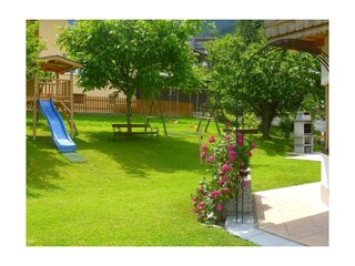 Unser Garten-ein Paradies für Groß und Klein