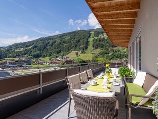 Alp_Tirol_Apartments_Dorfplatz_3_Kaltenbach_06_202