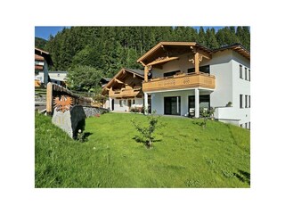 Landhaus Taxach Ried Zillertal Sommer mit Garten
