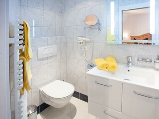 Badezimmer 2