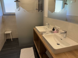 Ap D Bad für Zimmer 2 und 3