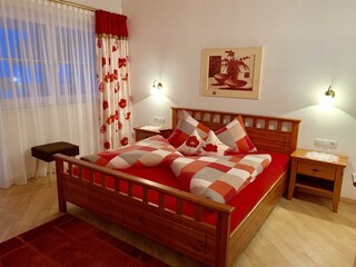 0B5D3179-9CDF-4818-B072-C4FEA8954729