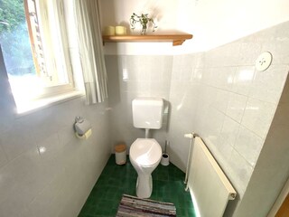 Zillertal-Stumm-Haus Imperfect-Studio-WC am Gang