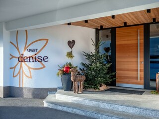 Apart_Denise_Schuetzenweg_32_Fuegen_12_2025_Eingan