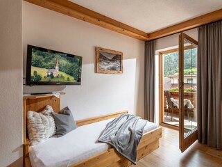 Gaestehaus_Moser_Kirchweg_14_Uderns_Schlafzimmer_1