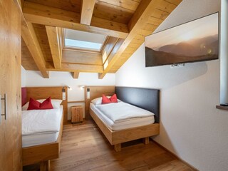 Zimmer mit Einzelbetten (Sophie-Rosa)