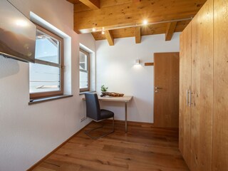 Schreibtisch (Sophie-Rosa)