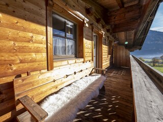 Apart Verena Balkon Seite