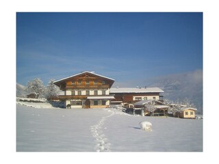 Hausansicht Winter