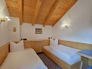 Zweibettzimmer