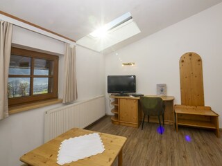 Apart KAtharina TV Ecke