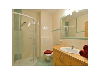 Badezimmer 2