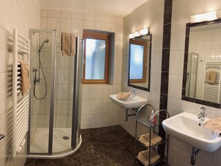 8A73A11E-4A42-4A17-A906-619FA6DD52A3