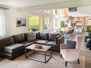 Wohn- und Essbereich mit Gallerie