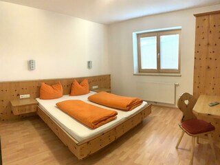 3662EB32-D652-447D-BD5E-A12579A47CE7